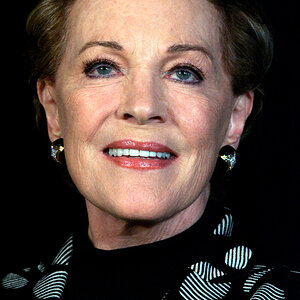 Julie Andrews.jpg