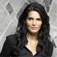 angie+harmon5.jpg