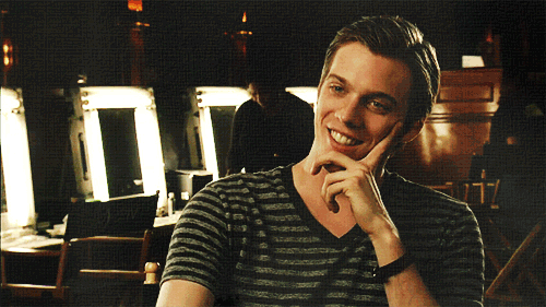 tumblr_ml9x5aYMbk1s8oqhdo1_r1_500.gif