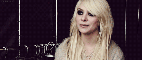 tumblr_m8xjrfL3Tk1rne5uo.gif