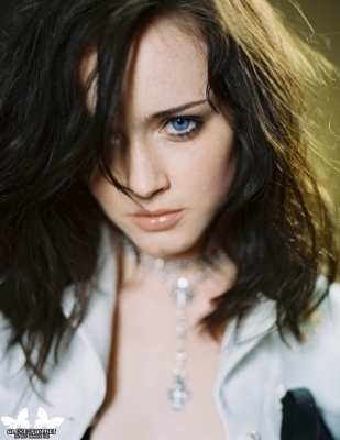 Alexis-Bledel-alexis-bledel-8353616-309-400.jpg