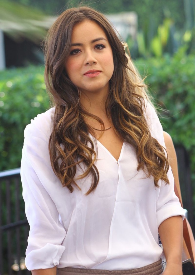 740full-chloe-bennet.jpg