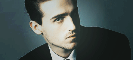 tumblr_okca9qZ7gn1tndamvo5_r1_500.gif