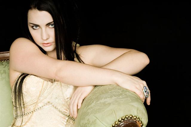 amylee_1258520645.jpg