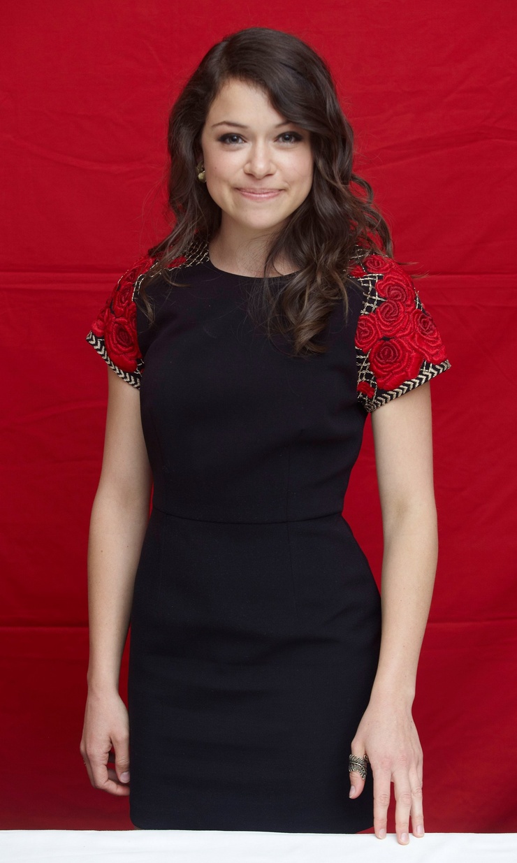 740full-tatiana-maslany.jpg