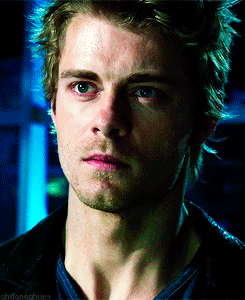 tumblr_muqbkk4abx1qi8oc5o1_250.gif