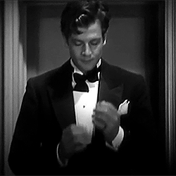 32d6bc8474c7e56f1ff6460b51609e7c.gif