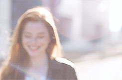 tumblr_n7yza69pIH1sqstgio9_250.gifv