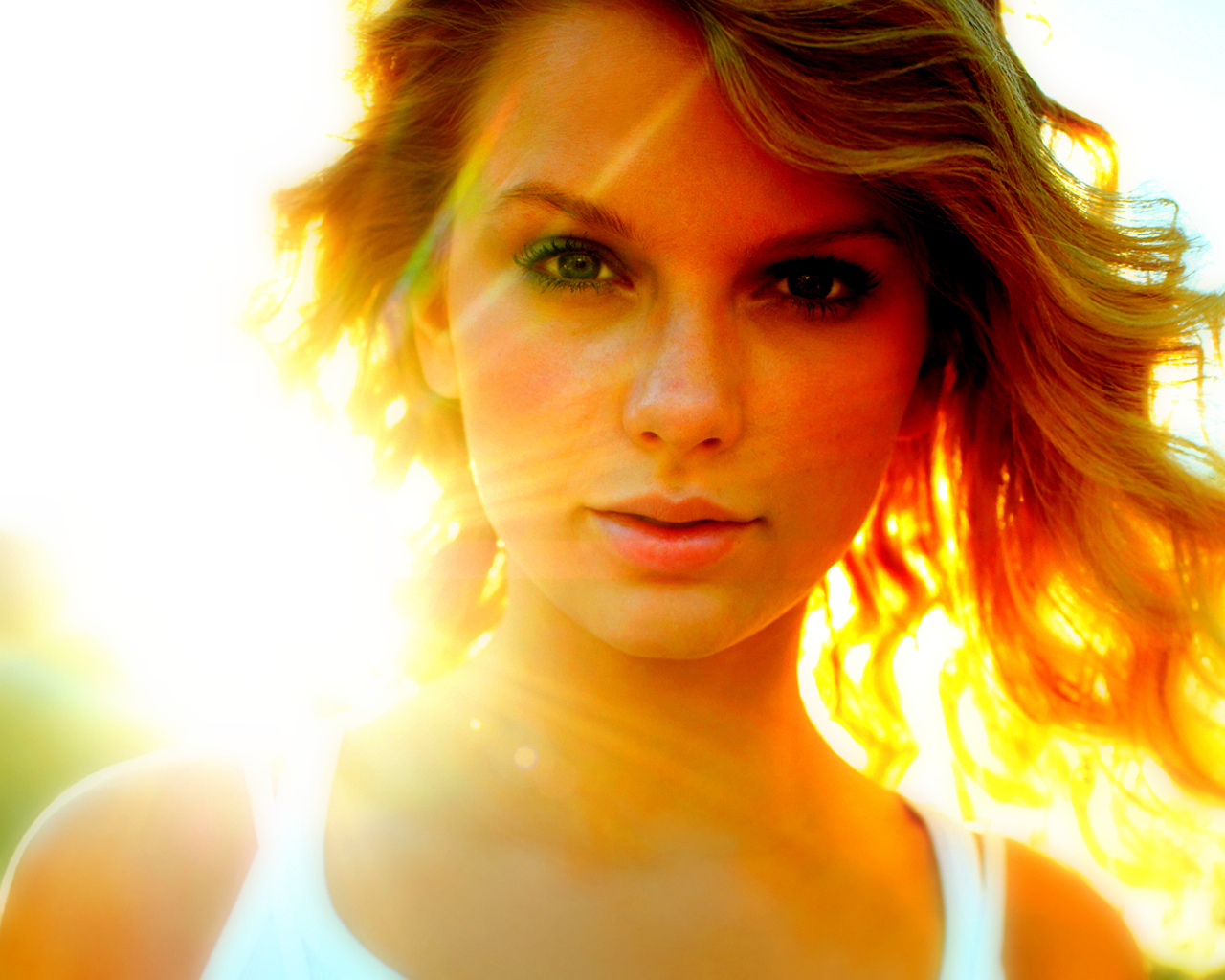 Taylor-x3-taylor-swift-8959181-1280-1024.jpg