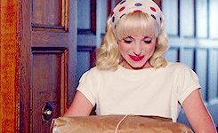 tumblr_o15s65mxvw1tez9meo5_250.gif