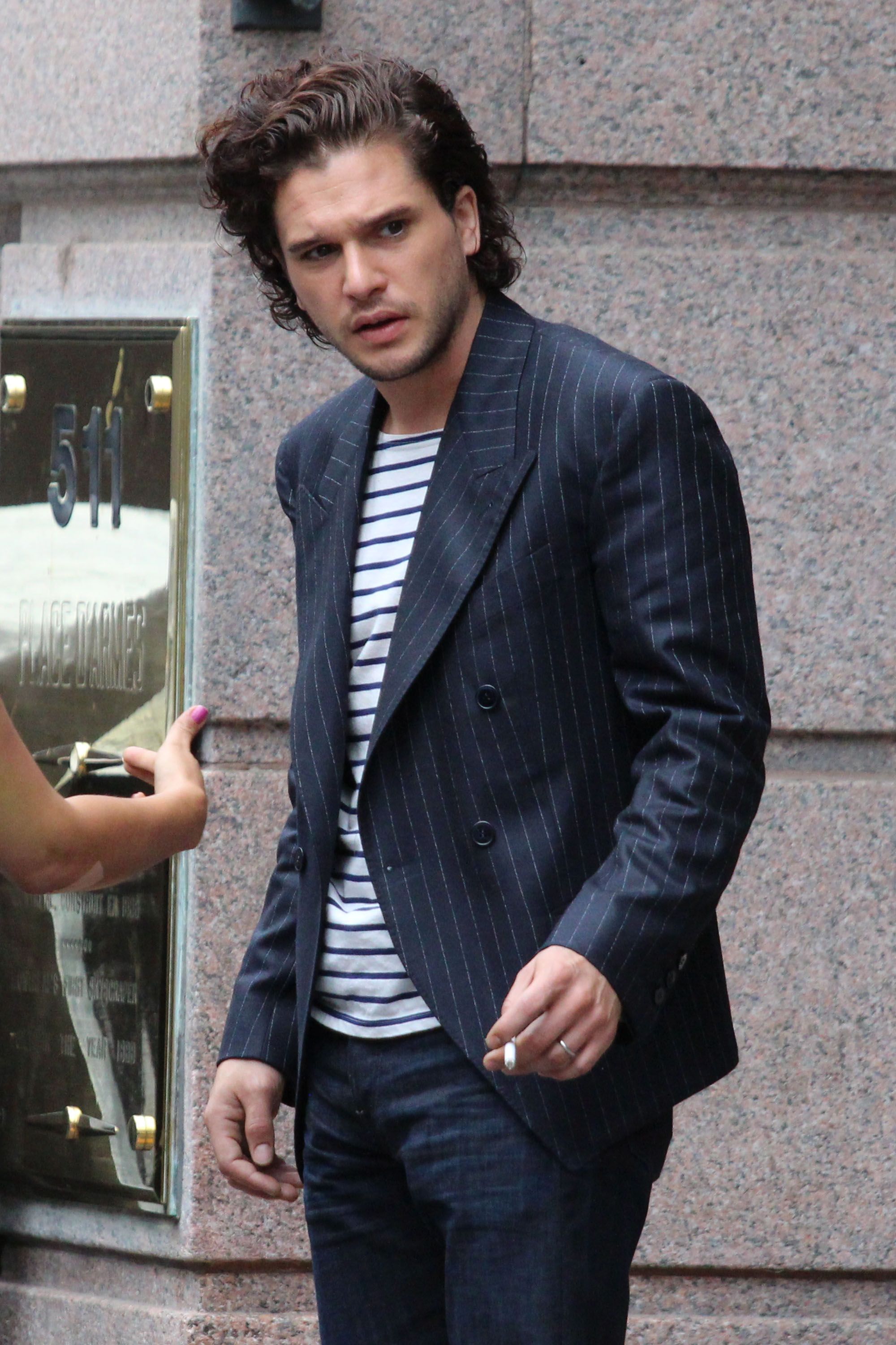 gq-kit-harington-beard-suit.jpg