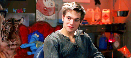 tumblr_ns82t19SS61tupp3ao1_500.gif