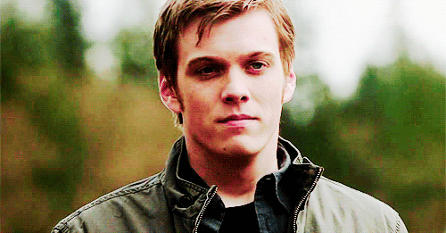tumblr_muw60daMvb1slc4s2o1_r1_500.gif