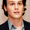 Jonathan-G-3-jonathan-groff-25398533-100-100.png