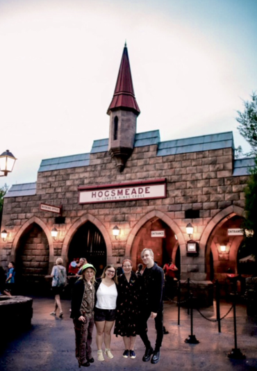 Hogsmeade.png