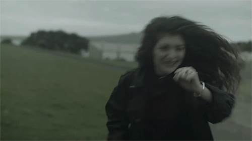 Lorde-GIF-lorde-37059537-500-281.gif