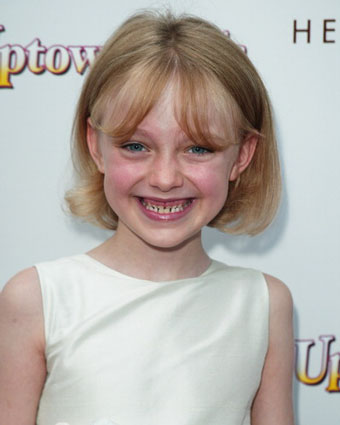 dakota-fanning-smiling.jpg