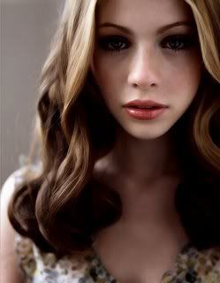 Michelle-Trachtenberg-photo.jpg