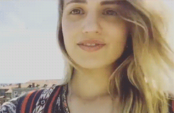 tumblr_p5e9os9sWt1qeqbn9o2_250.gif