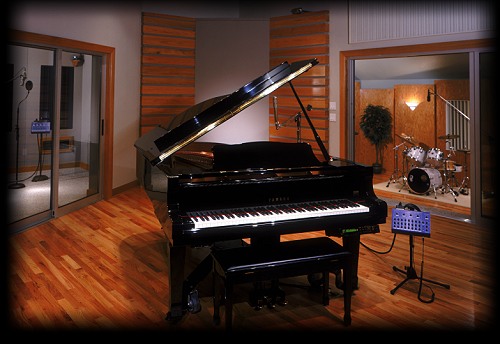 piano_room_sm.jpg