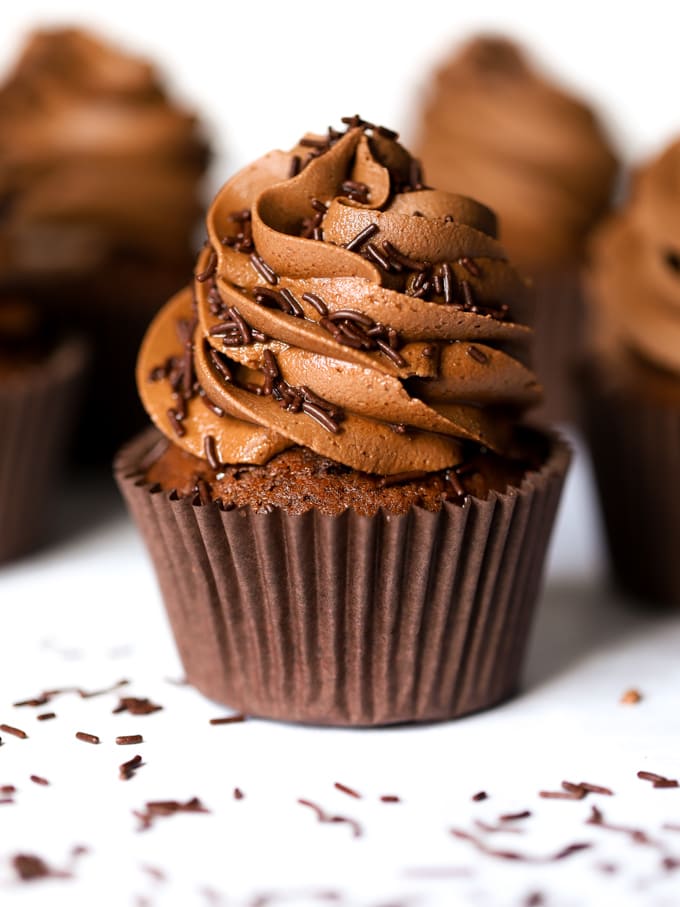 chocolate-cupcakes-recipe-9.jpg